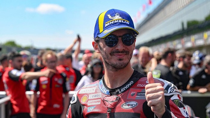 Bagnaia Pilih Aprilia, Rela Tolak Tawaran Gaji Lebih Besar dari Yamaha dan Honda