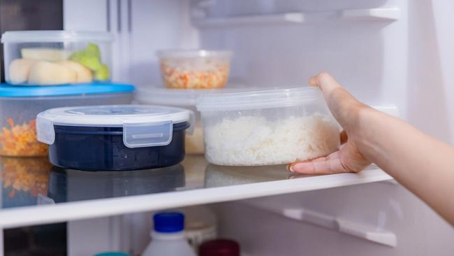 7 Kesalahan Menyimpan Makanan di Kulkas yang Sering Dilakukan