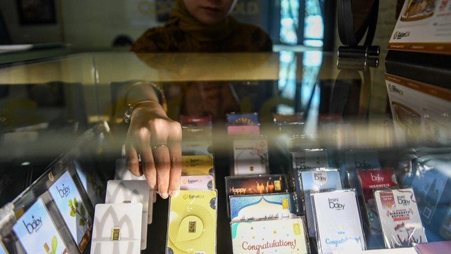 Harga Emas Antam Turun Rp25 Ribu, Kini Dibanderol Rp2,605 Juta per Gram
