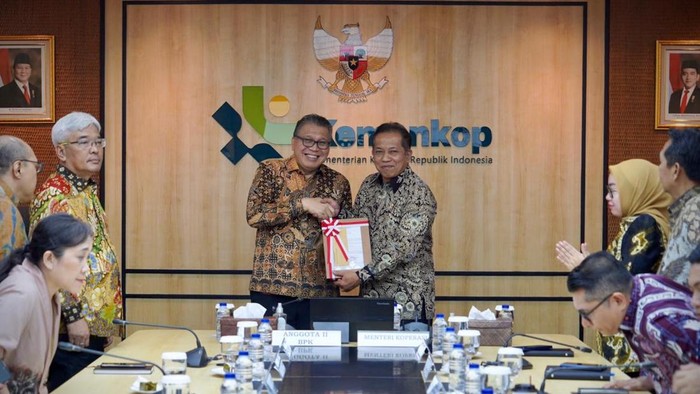 Kementerian Koperasi Raih WTP dari BPK, Ferry Juliantono Tekankan Pengelolaan Anggaran Akuntabel